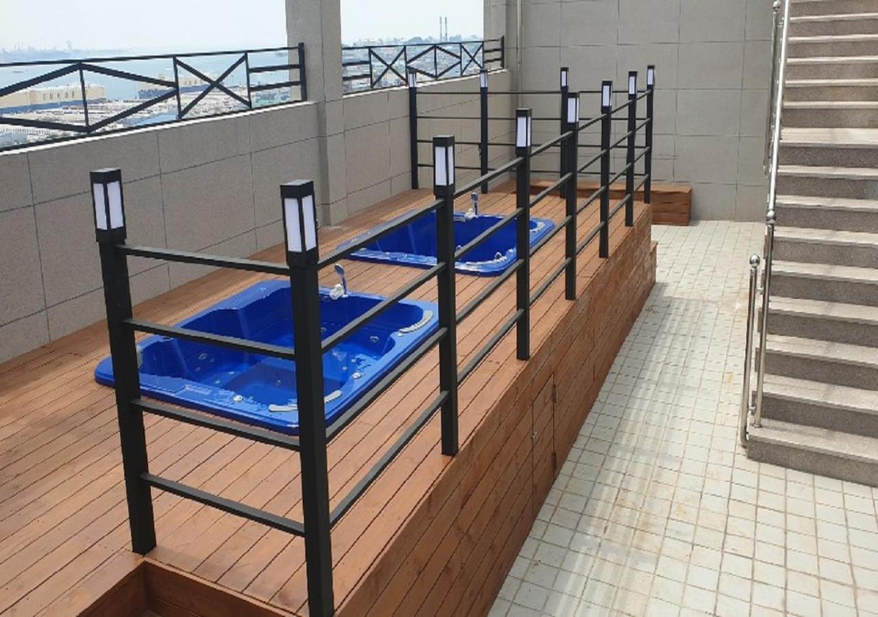 Western Bay Marina Hotel Пхёнтхэк Экстерьер фото