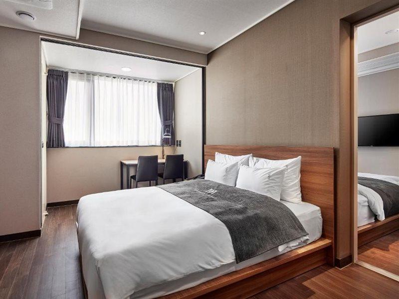 Western Bay Marina Hotel Пхёнтхэк Экстерьер фото
