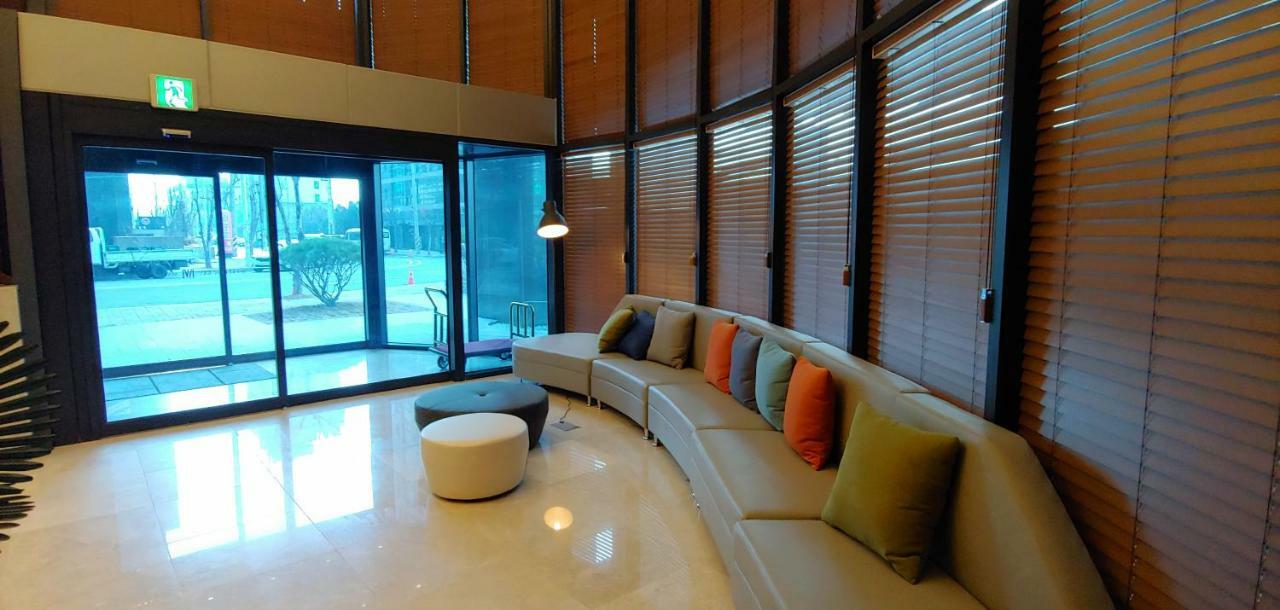 Western Bay Marina Hotel Пхёнтхэк Экстерьер фото